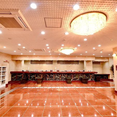 Himeji Ekimae Universal Hotel Minamiguchi Buitenkant foto