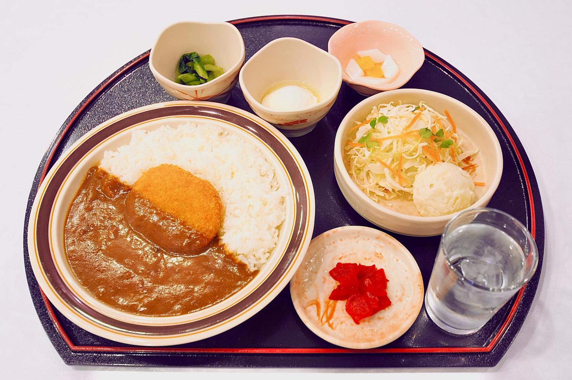 Himeji Ekimae Universal Hotel Minamiguchi Buitenkant foto